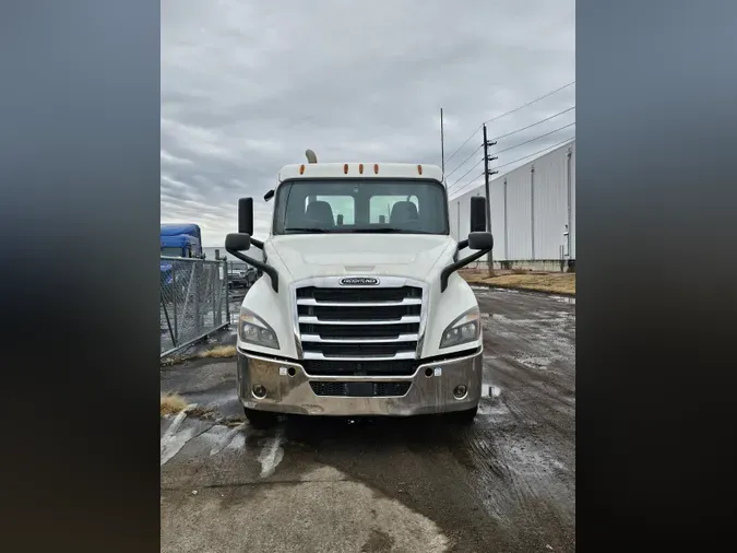 2020 Freightliner New Cascadia