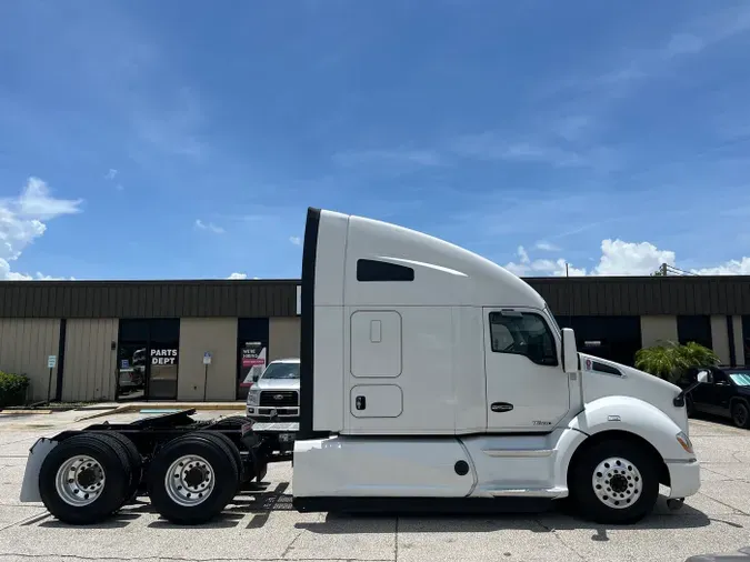 2022 Kenworth T680