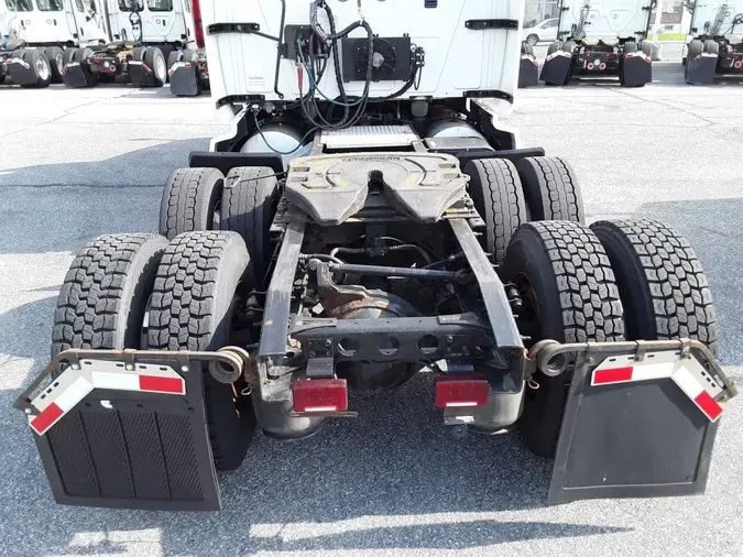 2019 NAVISTAR INTERNATIONAL LT625 SLPR CAB
