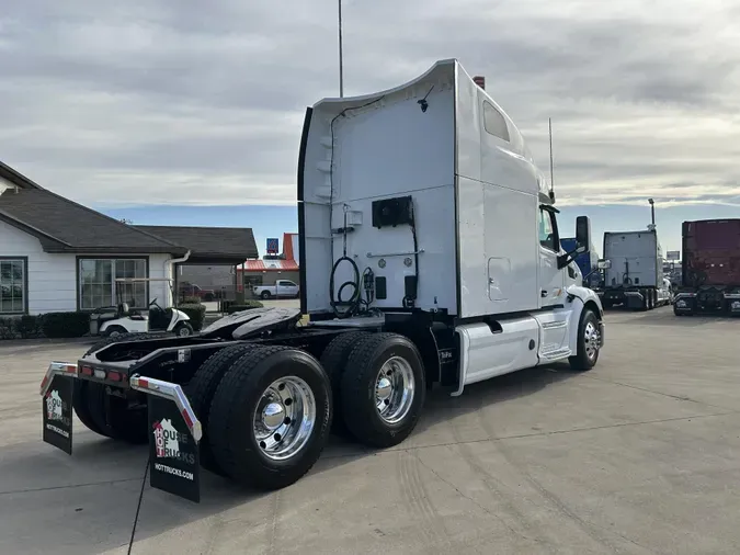 2022 Peterbilt 579