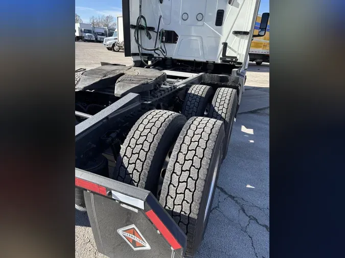 2022 International LT625