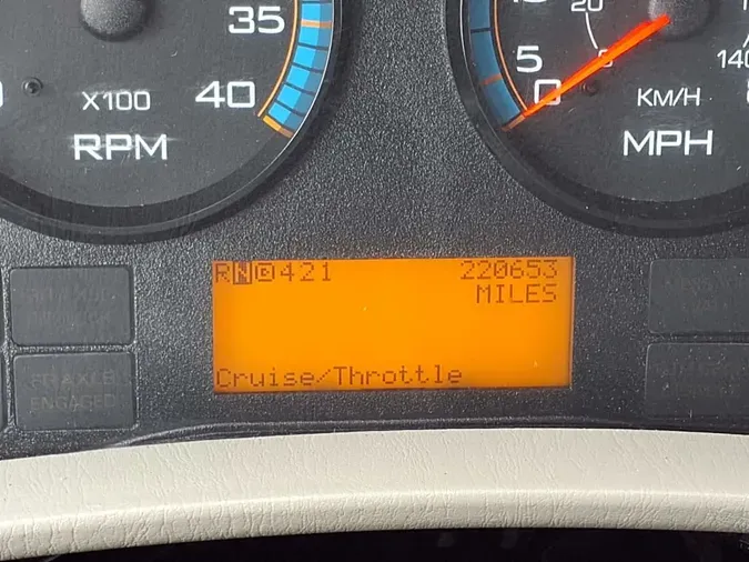 2017 NAVISTAR INTERNATIONAL 4300