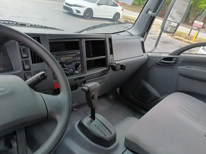 2018 ISUZU NPR HD