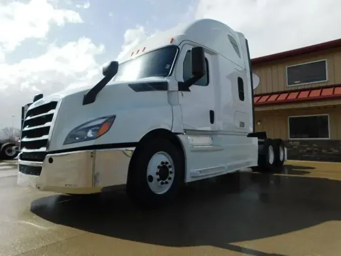 2020 Freightliner Cascadia