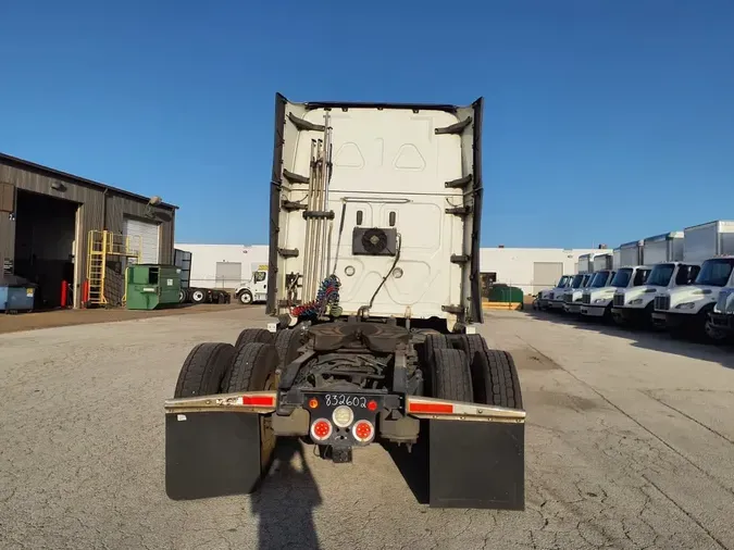 2019 FREIGHTLINER NEW CASCADIA PX12664