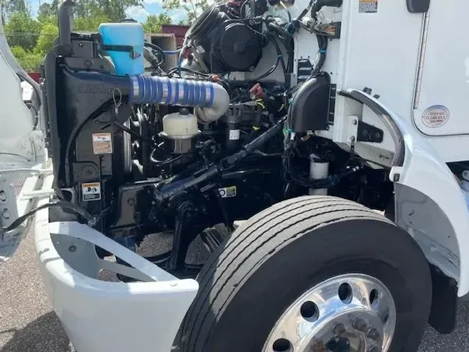 2020 Peterbilt 337
