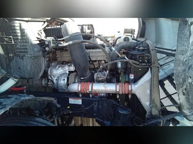 2022 Freightliner Cascadia 126