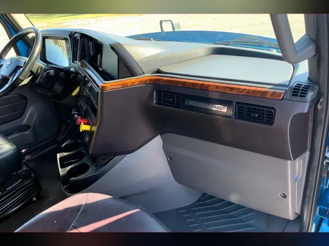 2021 INT LT625 6x49518c208e952b740d6d147f6871571bc