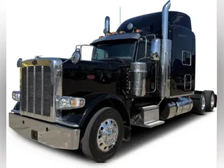 2022 Peterbilt 389
