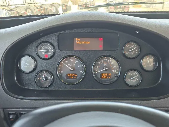 2019 Peterbilt 330