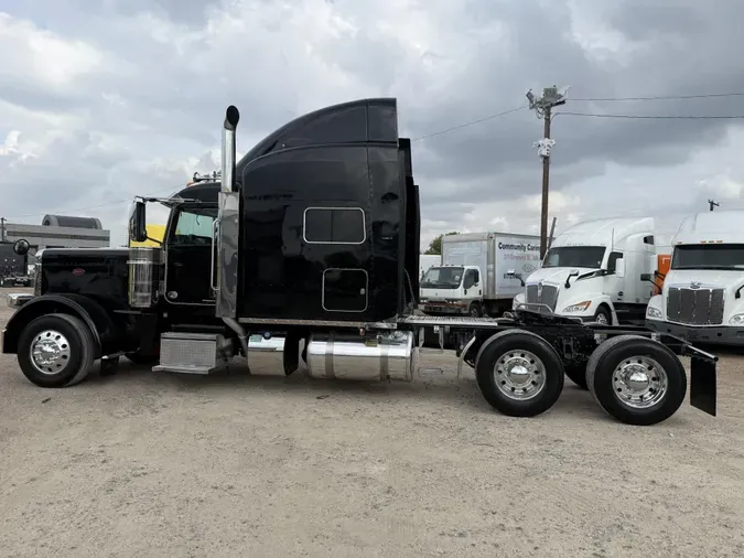 2022 Peterbilt 389951c9af2f080d9bbf70278ca366b37b5