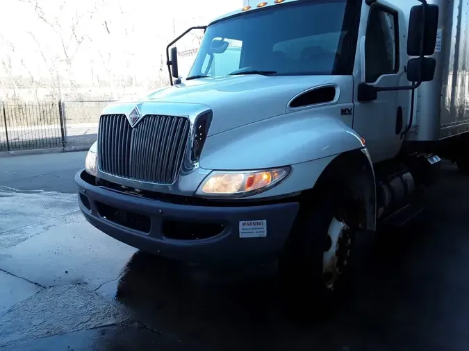 2020 NAVISTAR INTERNATIONAL MV607 (4X2)