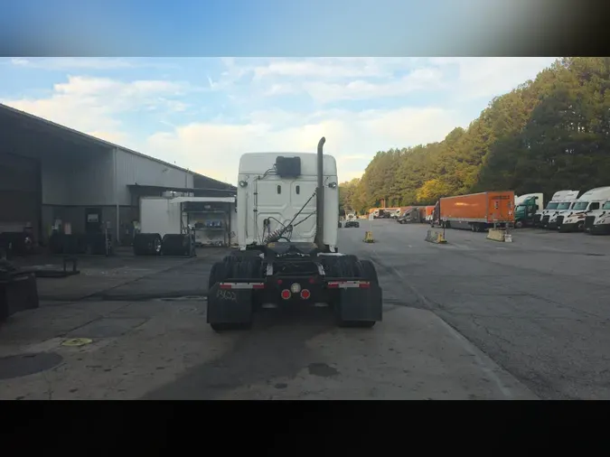 2021 Freightliner Cascadia 1269524eaf2d642eb00cbe084f78b441141