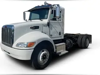 2020 Peterbilt 337