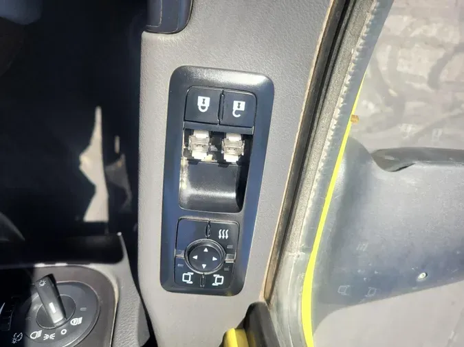 2023 International LT625