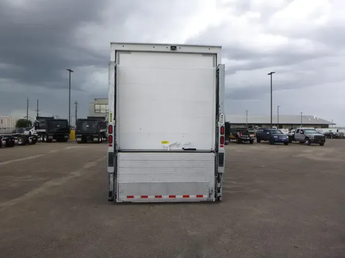2021 Peterbilt 337