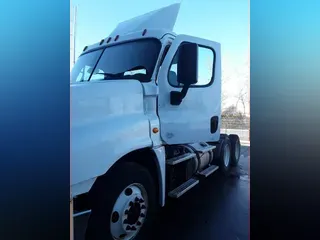 2018 FREIGHTLINER/MERCEDES CASCADIA 125