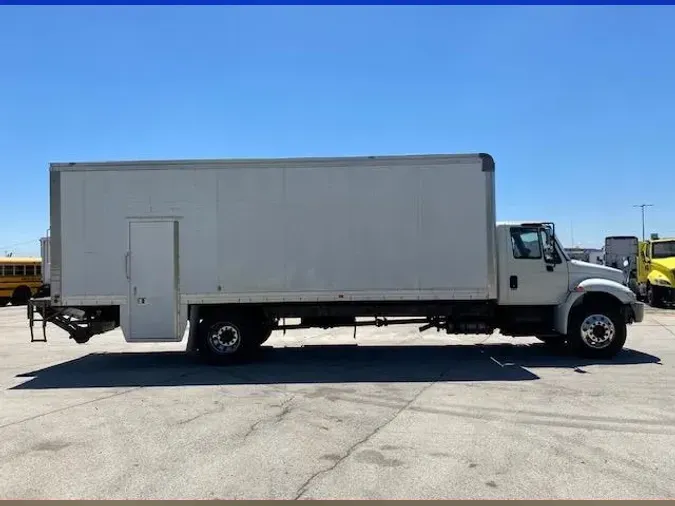 2018 International 4300