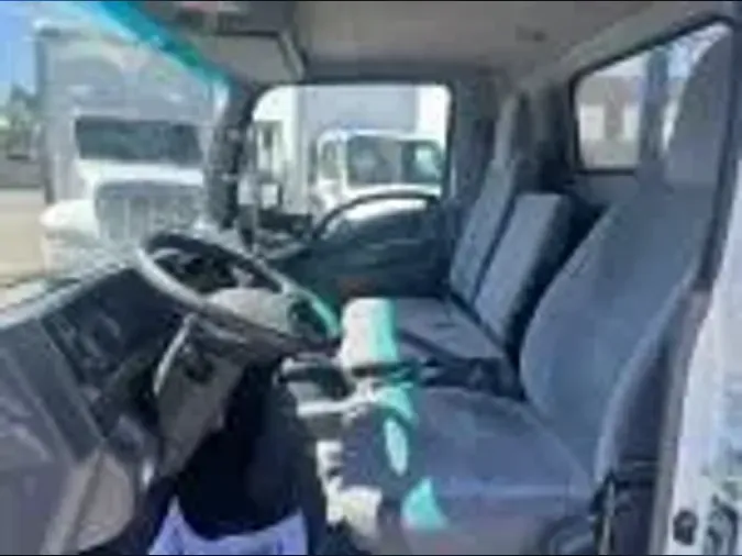 2019 Isuzu NRR