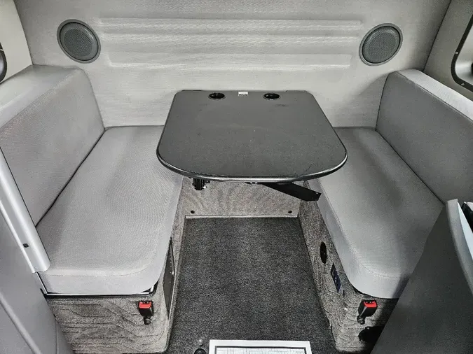 2022 VOLVO VNL64T860