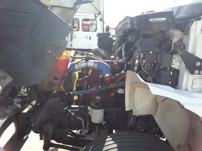 2019 NAVISTAR INTERNATIONAL 4300