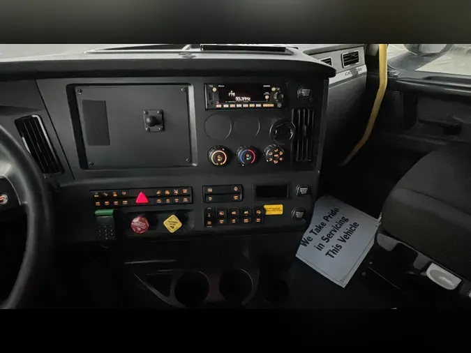 2024 Freightliner Cascadia 126