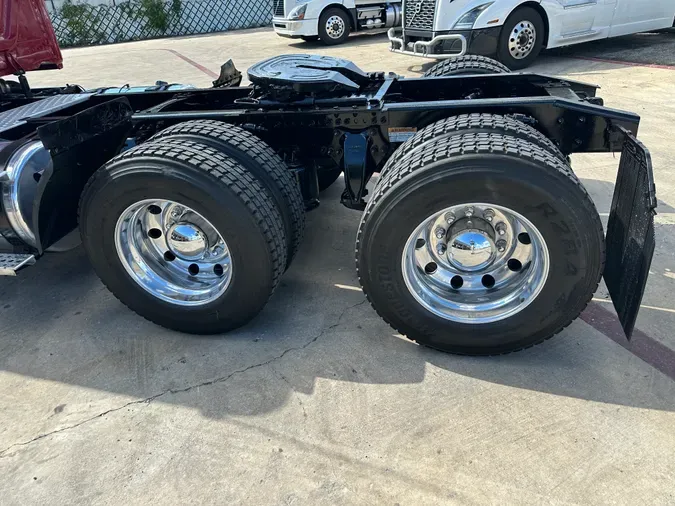 2020 FREIGHTLINER CASCADIA 116