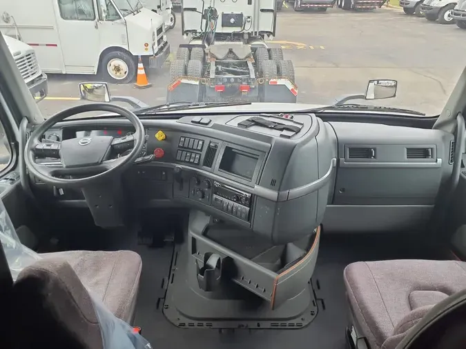 2020 VOLVO VNL64T-7609540ea95875a715c5f2731fef46aa2f1