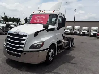 2019 FREIGHTLINER NEW CASCADIA PX12664