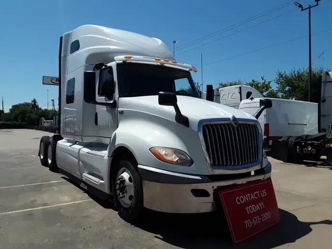 2018 NAVISTAR INTERNATIONAL LT625 SLPR CAB