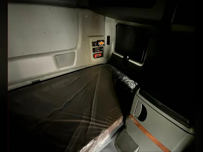 2022 INT LT625 6x49546fe102eba6c424621c4be0239e4b0