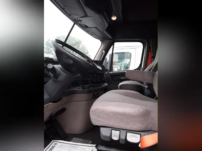 2019 FREIGHTLINER/MERCEDES CASCADIA 125