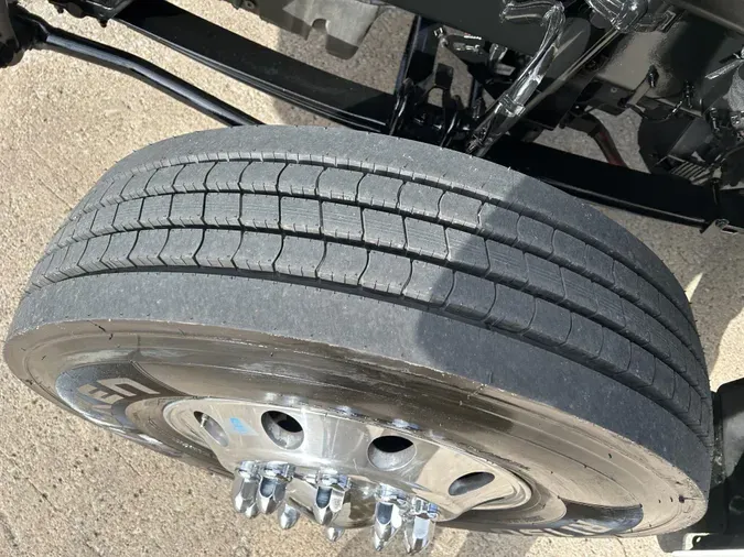 2021 Peterbilt 567