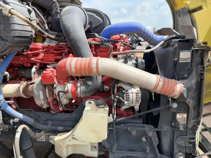 2023 Peterbilt 579