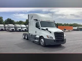 2022 Freightliner Cascadia 126