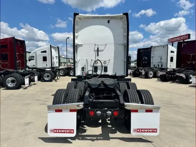 2025 Kenworth T680