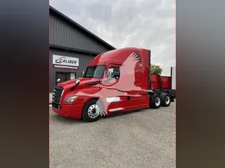 2018 FREIGHTLINER CASCADIA 126