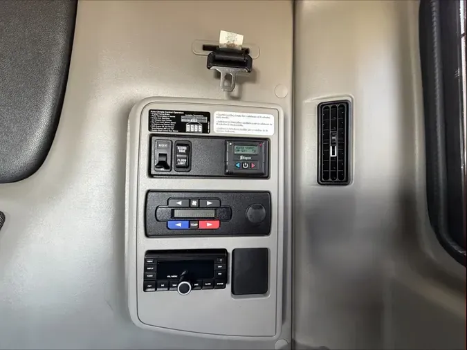 2022 International LT625