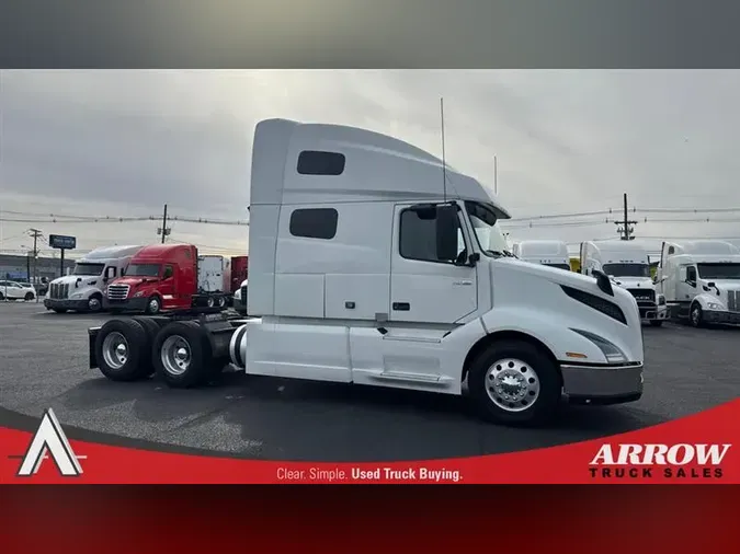 2019 VOLVO VNL760