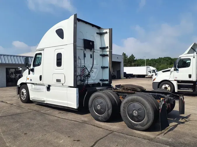 2019 FREIGHTLINER CASCADIA 125