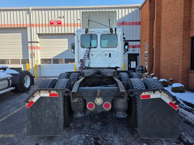2018 FREIGHTLINER/MERCEDES CASCADIA 125