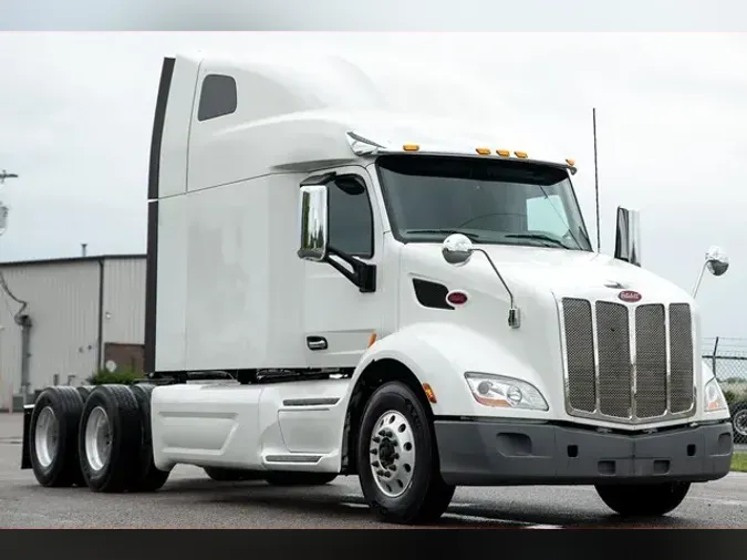 2022 PETERBILT 579