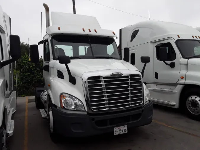 2018 FREIGHTLINER/MERCEDES CASCADIA 11395615933079880f69b0eca2af850c81d