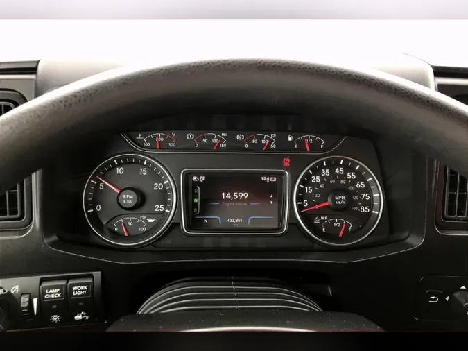 2023 INT LT625 6X4