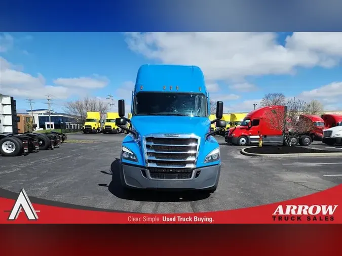 2023 FREIGHTLINER CA126