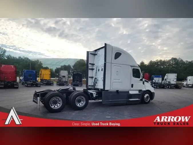 2020 FREIGHTLINER CA126