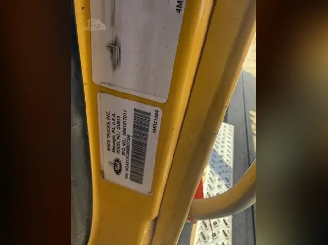 2009 MACK GRANITE GU813