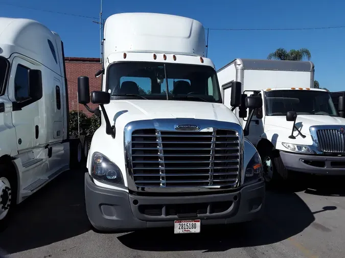 2019 FREIGHTLINER/MERCEDES CASCADIA 125