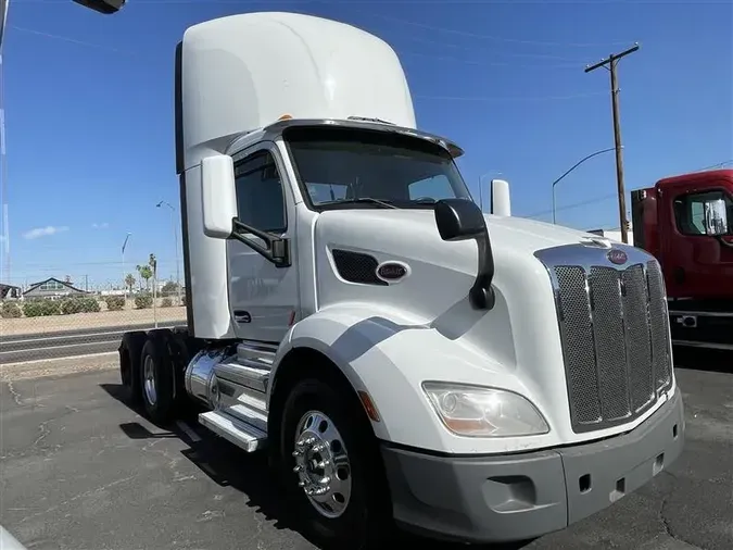 2018 PETERBILT 579