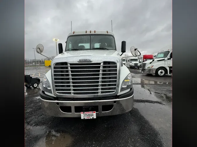 2018 FREIGHTLINER/MERCEDES CASCADIA 125